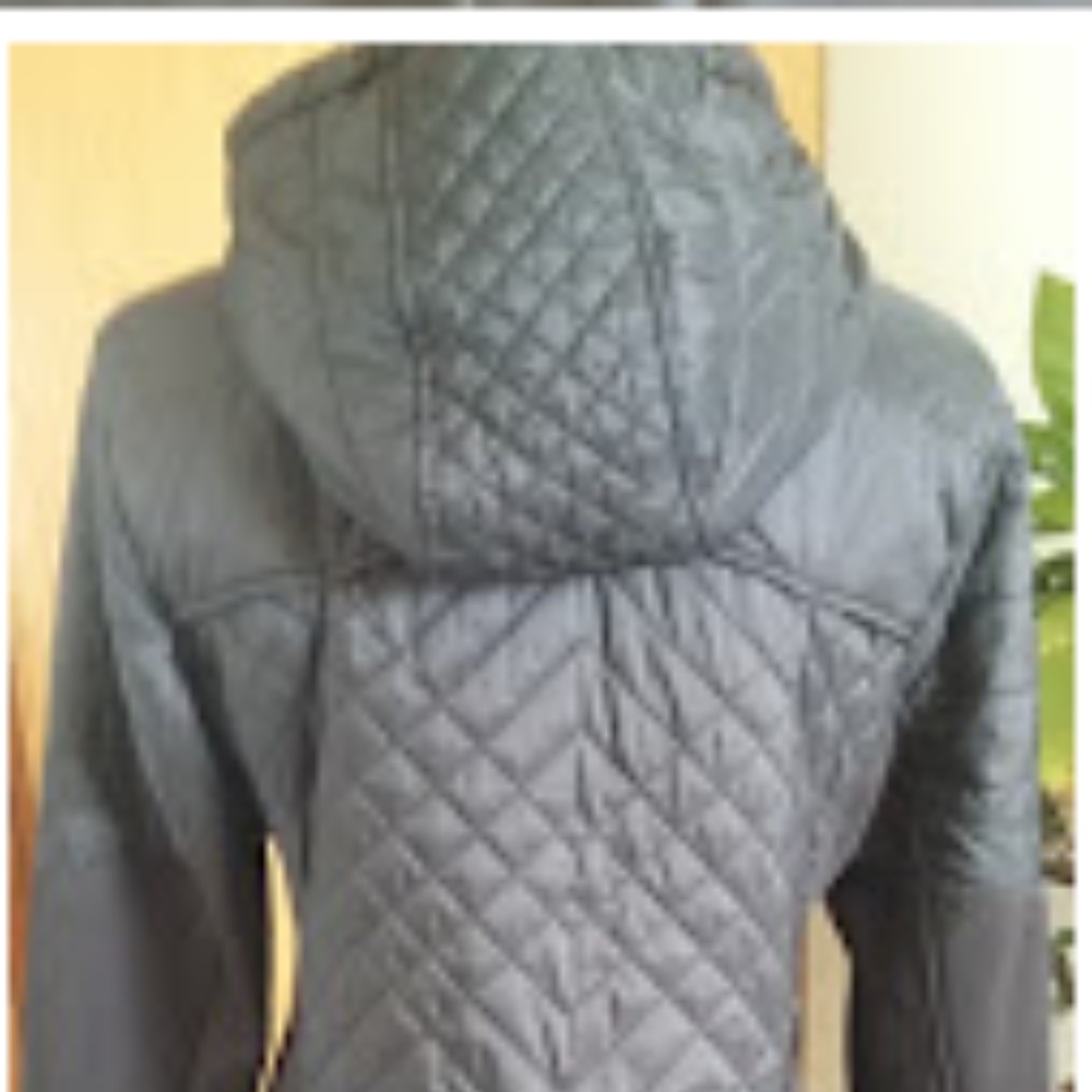 Womens Tech Gear Light Insulated Jacket Size Large